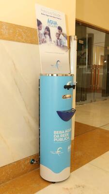 Dispensadores C�mara e Obra Social & Cultural S�lvia Cardoso