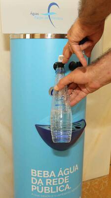 Dispensadores C�mara e Obra Social & Cultural S�lvia Cardoso